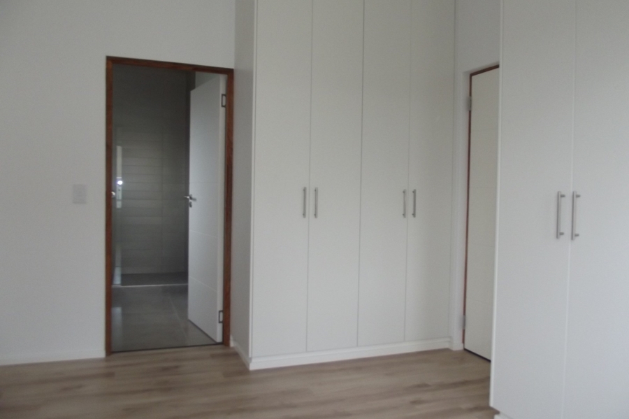 3 Bedroom Property for Sale in Mooikloof Country Estate Western Cape